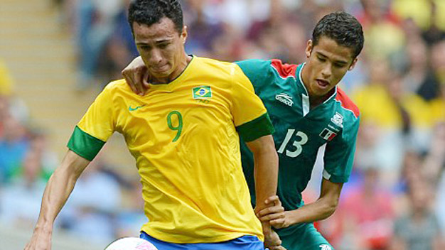 Bóng đá - 5 giải pháp của Menezes để vực dậy ĐT Brazil