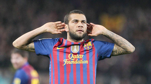 Vấn đề của Daniel Alves: Đã hết cảm hứng tại Barca?!