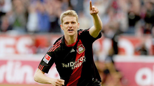 Leverkusen ra giá cho mục tiêu Lars Benders của M.U