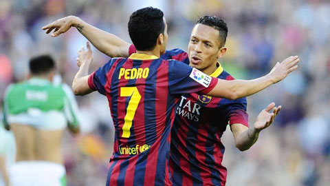 Barca sắp chia tay Pedro và Adriano: Khoảng trống cascadeur