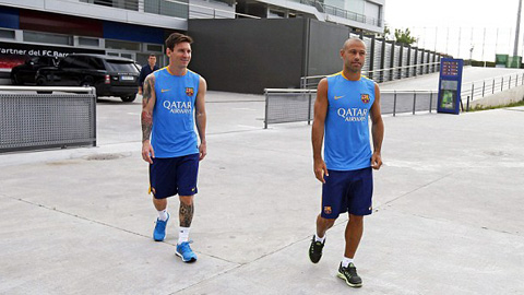 Messi rút ngắn ngày nghỉ quay về hội quân cùng Barca