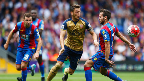 Chấm điểm cầu thủ Arsenal trận gặp Crystal Palace: Oezil số 1, Sanchez số 2
