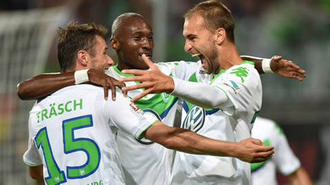 Wolfsburg đánh bại Schalke 3-0 mà không cần De Bruyne