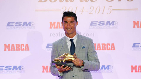 Ronaldo khoe 4 lần giành 'Chiếc giày vàng châu Âu'