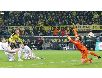 Aubameyang lại lập hat-trick, Dortmund đè bẹp Augsburg